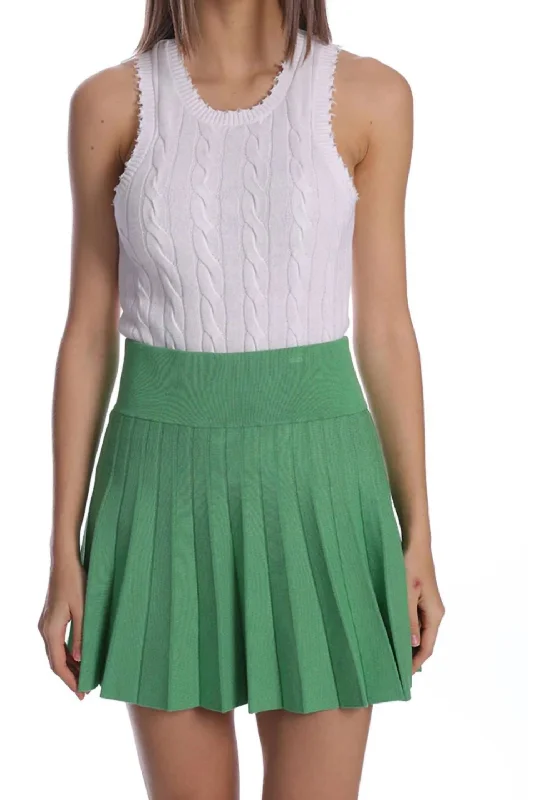 Women's Pleated Skirt In Golf Green